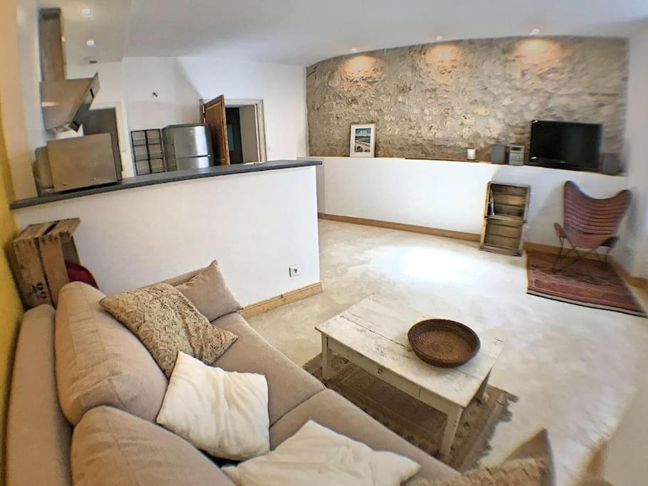 Appartement De Charme En Coeur De Ville أجان المظهر الخارجي الصورة